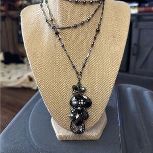 Chic Black and Silver Pendant Necklace